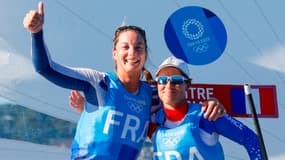 Camille Lecointre et Aloise Retornaz en voile, à Tokyo le 4 août 2021