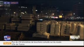 A quelques heures de la manifestation contre la réforme des retraites, plusieurs tonnes de matériel de chantier toujours en place à Bastille 
