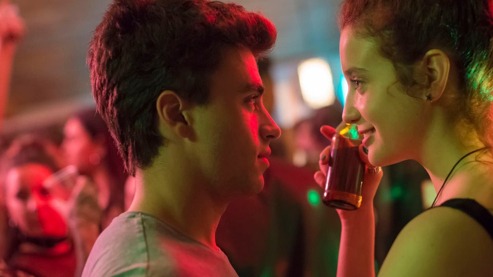 Elite Saison 2 Episode 2 Streaming Vf Élite: la saison 2 de la série espagnole débarque en septembre sur Netflix