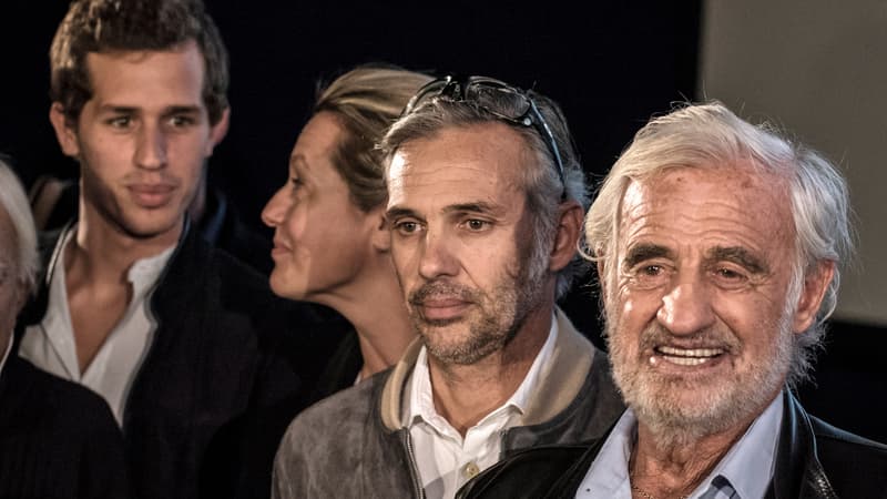 Jean-Paul Belmondo avec son fils Paul (avec son épouse Luana) et son petit-fils Victor en 2015.