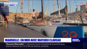 Marseille: le skipper Mathieu Claveau s'entraîne au large du Vieux-Port 