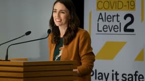 La Première ministre néo-zélandaise  Jacinda Ardern lors d'une conférence de presse sur le Covid-19 au parlement de Wellington le 8 juin 2020