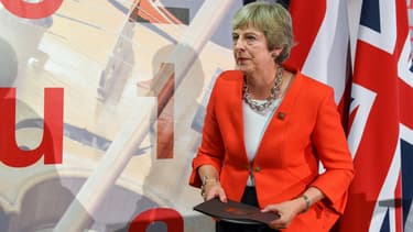 Theresa May exclut formellement tout nouveau référendum.