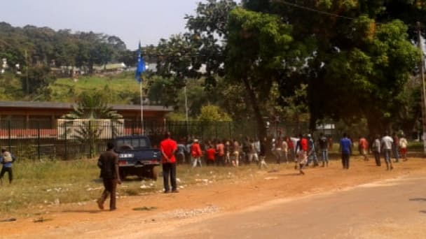 Les Etats-Unis ont demandé à Bangui de protéger leur ambassade, visée par des attaques, mercredi.