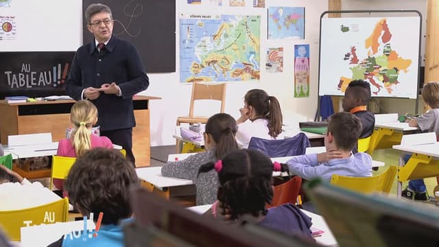 Jean-Luc Mélenchon face aux question d'une classe dans l'émission de C8, "Candidats, au tableau!".