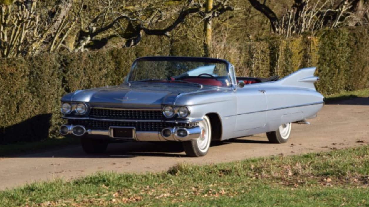 La Cadillac Series 62 Cabriolet de 1959, année de naissance d'Astérix. 
