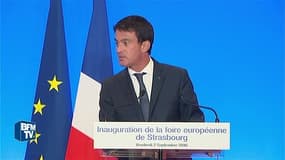 Valls: "Je tiens bon à la tête du gouvernement"