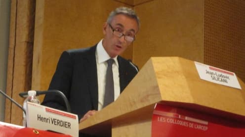 Le mandat de Jean-Ludovic Silicani, président de l'Arcep, se termine début 2015... sauf en cas de fusion prématurée