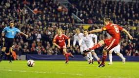 Steven Gerrard lors de Liverpool-Lille en 2010