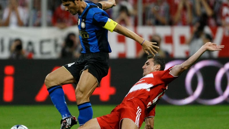 Miroslav Klose face à Javier Zanetti