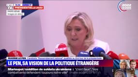 Marine Le Pen: "Il faut restaurer la place singulière de la France dans le monde (...) La France est une nation à part"
