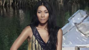 Anggun a sorti un album intitulé "Toujours un ailleurs"