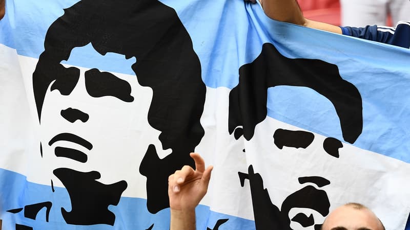 Lionel Messi n'arrive toujours pas à la hauteur de Diego Maradona selon Zico.