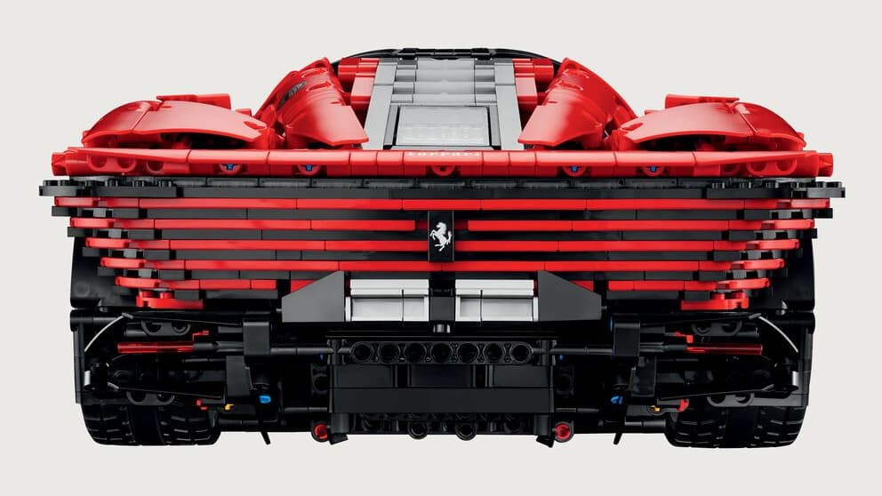 Une maquette Lego Technik Ferrari Une maquette Lego Technik Ferrari