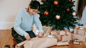 Faites plaisir sans vous ruiner : notre sélection des 7 meilleurs cadeaux de Noël pas chers à offrir en 2025