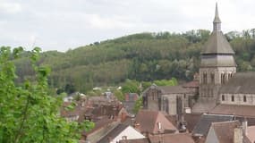 Les faits se sont déroulés à Chambon-sur-Voueize, village de la Creuse. 