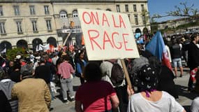Des manifestants contre la réforme des retraites à Bayonne le 28 mars dernier.