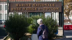 Les fuites d'eau sur la base militaire de Toulon coûtent deux millions d'euros par an, selon un rapport du Sénat.