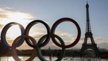 Les anneaux olympiques au Trocadéro