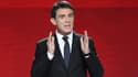 Manuel Valls sur le plateau du deuxième débat de la primaire citoyenne, le 15 janvier 2017.