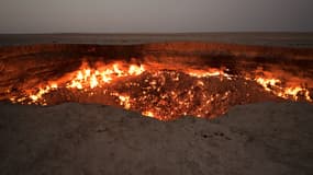 Le cratère gazier de Darvaza, au Turkménistan, en juillet 2009 (photo d'illustration).