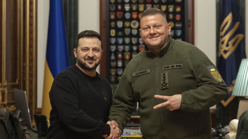 Le président ukrainien Volodymyr Zelensky et Valery Zaloujny, ancien commandant en chef des forces ukrainiennes, le 8 février 2024.