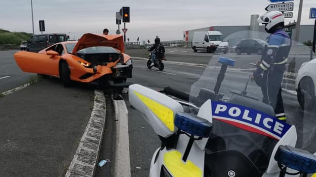 EN VIDÉO - Autoroute bloquée, Lamborghini détruite: le mariage dérape dans le Pas-de-Calais