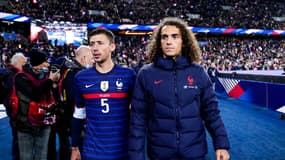 Clément Lenglet et Mattéo Guendouzi au Parc des Princes lors de France-Kazakhstan