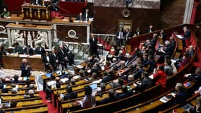 Le Premier ministre François Bayrou s'exprime le 28 janvier 2025 à l'Assemblée nationale à Paris