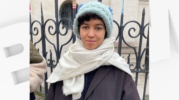 Maïa, 23 ans, est étudiante en histoire de l'art à Paris et redoute une entrée tardive sur le marché du travail.