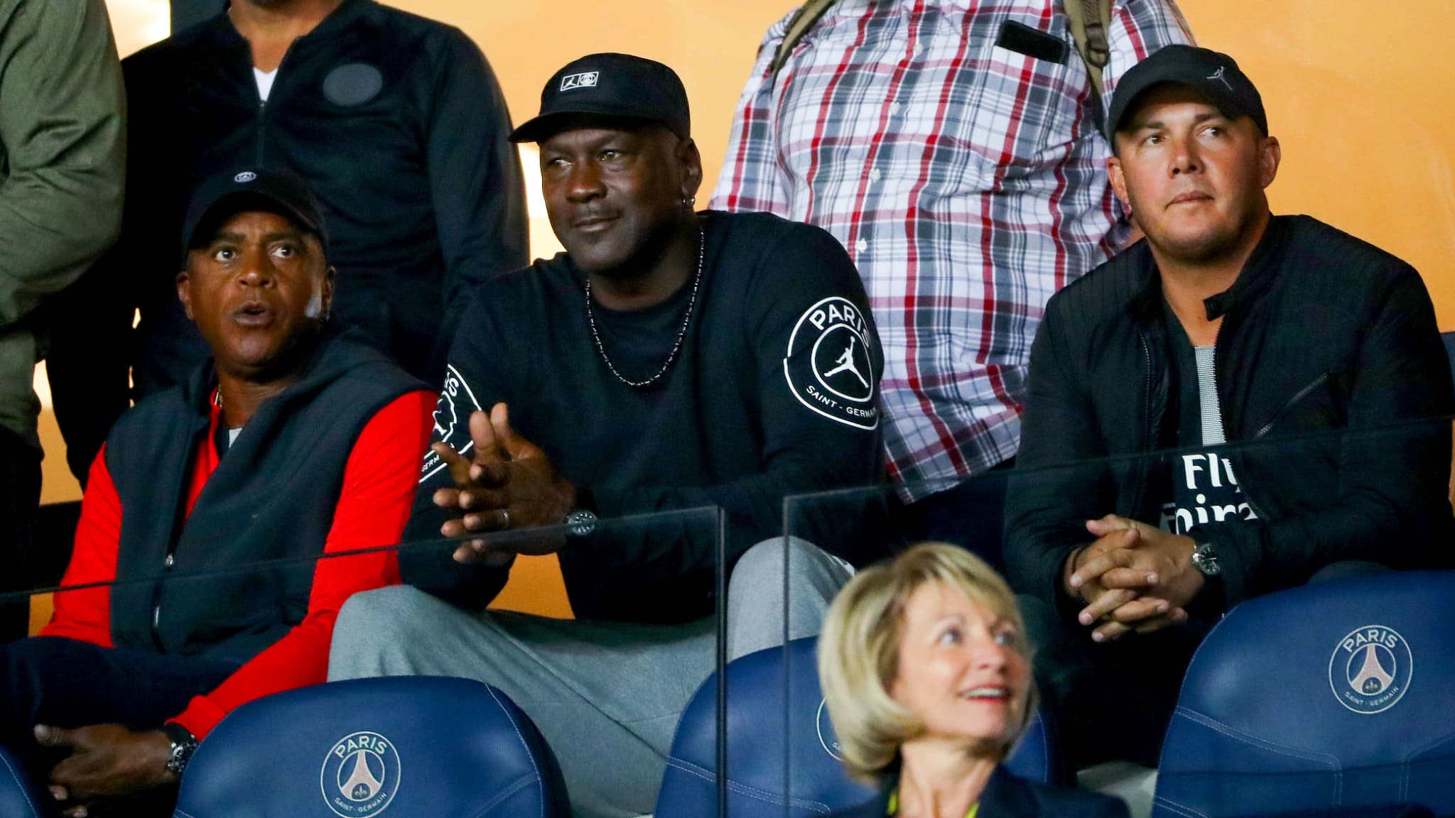Michael Jordan dans les tribunes du Parc des Princes