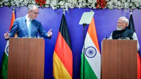 Le chancelier allemand Friedrich Merz (CDU) et le Premier ministre indien Narendra Modi, tiennent une conférence de presse conjointe, lundi 12 janvier 2026. Il s’agit du premier déplacement important du chancelier en Asie depuis sa prise de fonctions en mai. 