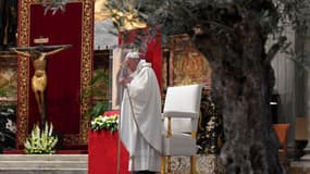 Le pape François célèbre Pâque le dimanche 12 avril 2020 alors que la Vatican, comme toute une partie de la planète, est confiné à cause du coronavirus