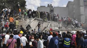 De nombreux bâtiments se sont effondrés à Mexico après un violent séisme.