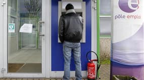 Près de 100 000 emplois ont été détruits en 2012 selon les données de l'Insee