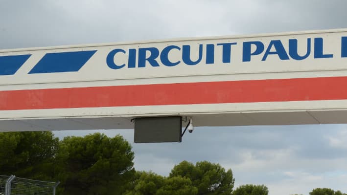 Les deux supercars sur le circuit du Castellet Les deux supercars sur le circuit du Castellet