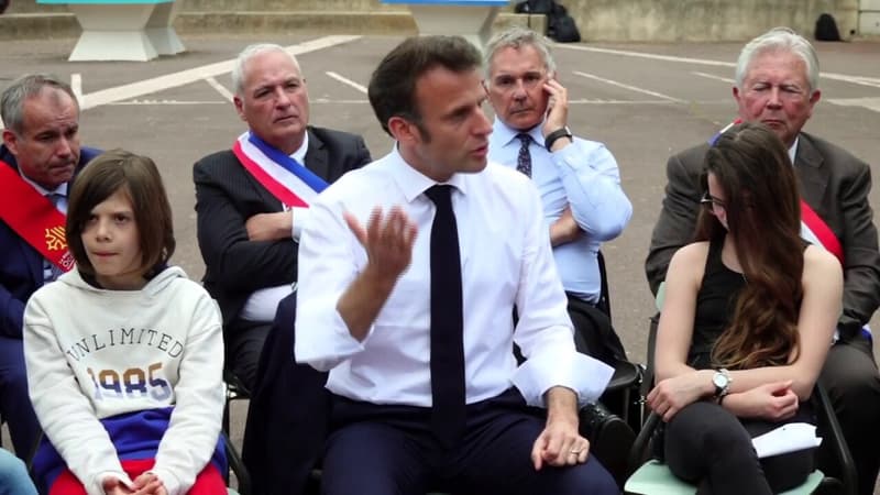 Salaire des enseignants: Emmanuel Macron annonce une augmentation 