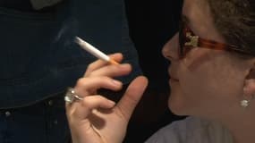 Un quart des femmes fument quotidiennement.