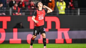 L'attaquant du Stade Rennais Esteban Lepaul fête son but, 13 décembre 2025