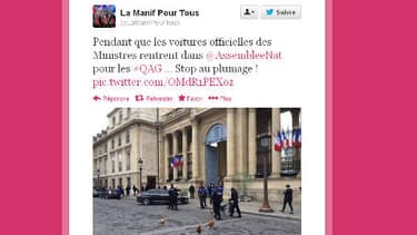 La Manif pour tous a utilisé des poules dans une opération mercredi. Tollé sur le réseaux sociaux.