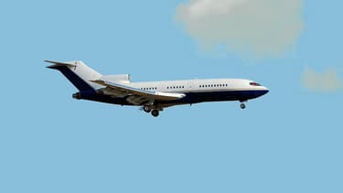 En attente d'un acquéreur, ce Boeing 727 ayant appartenu à André Agassi voit son prix diminuer.