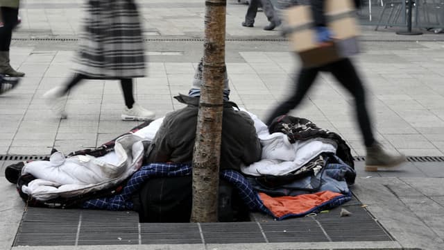 Un sans-abri à Lyon, en janvier 2017.