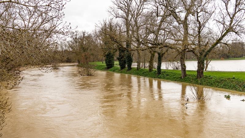 Tempête Nils: la Gironde et le Lot-et-Garonne en vigilance rouge crues jusqu'à samedi, des risques d'avalanches encore soutenus dans les Alpes