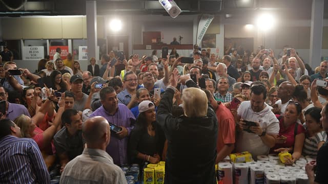 Donald Trump à Porto Rico, le 3 octobre 2017.