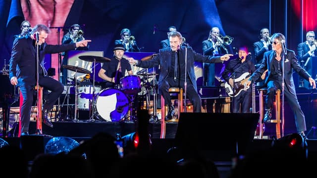 Eddy Mitchell, Johnny Hallyday et Jacques Dutronc, les Vieilles Canailles en concert.