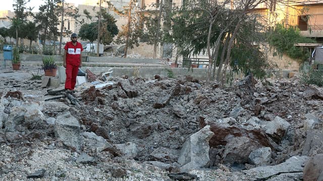 Le plus grand hôpital des quartiers rebelles d'Alep a été frappé par des bombardements du régime samedi.
