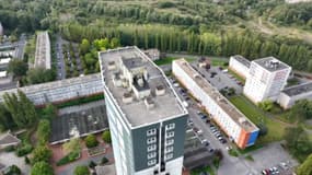 Vue aérienne de la tour Kennedy à Loos (Nord)