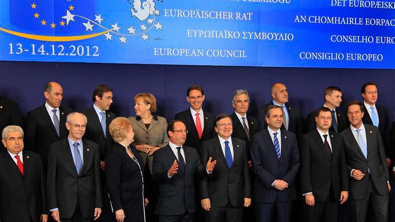Les Vingt-Sept se sont retrouvés à Bruxelles pour tenter de s'entendre sur un programme de renforcement de l'intégration de l'Union européenne, dans un climat apaisé par l'accord conclu dans la nuit sur un mécanisme de supervision bancaire. /Photo prise l