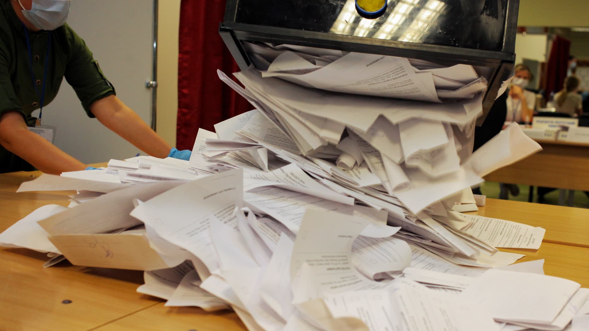 Le décompte des bulletins biélorusses le 9 août 2020 Le décompte des bulletins biélorusses le 9 août 2020