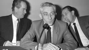 Bernard Pons le 17 octobre 1981 au siège du RPR à Paris 